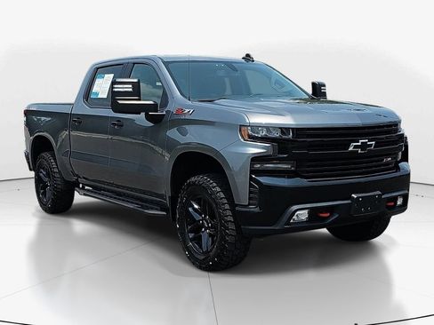 Used 2020 Chevrolet Silverado 1500 LT Trail Boss AWD/4WD image 3