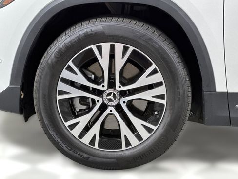 Certified 2024 Mercedes-Benz GLA 250 image 12