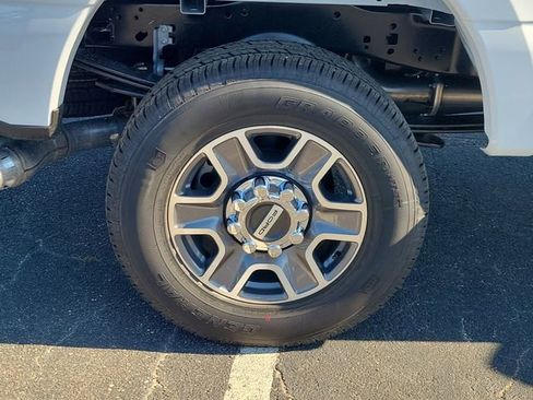 New 2026 Ford F250 Lariat AWD/4WD image 6