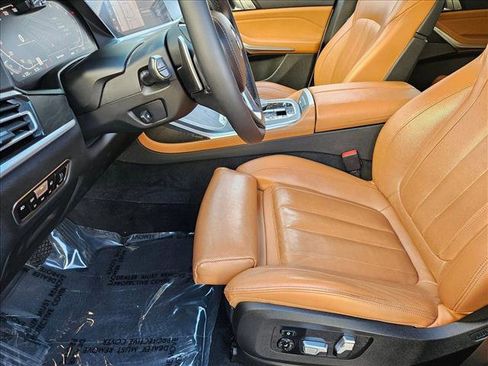 Used 2020 BMW X7 xDrive40i w/ Premium Package image 16