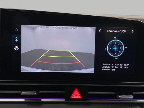 Certified 2024 Hyundai Elantra SEL w/ Convenience Package image 23