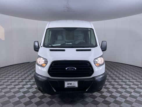 Used 2019 Ford Transit 250 130 Medium Roof image 26