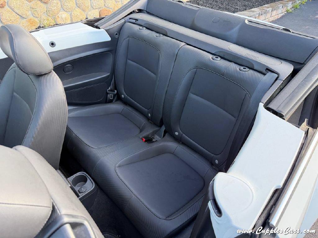 Used 2015 Volkswagen Beetle 1.8T FWD image 6