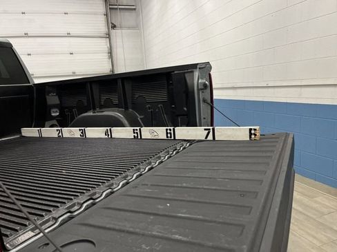 Used 2025 Chevrolet Silverado 1500 LT image 16