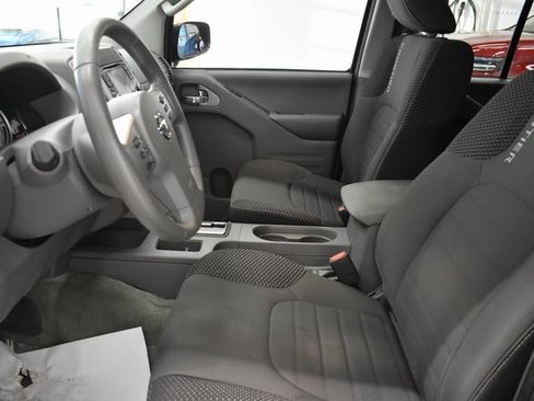 Used 2016 Nissan Frontier Desert Runner image 24
