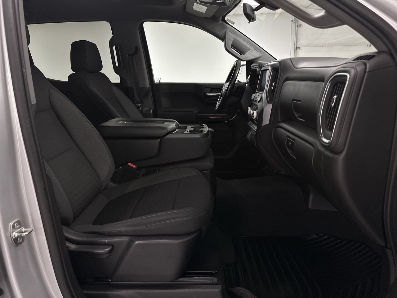 Used 2021 GMC Sierra 1500 SLE AWD/4WD image 19