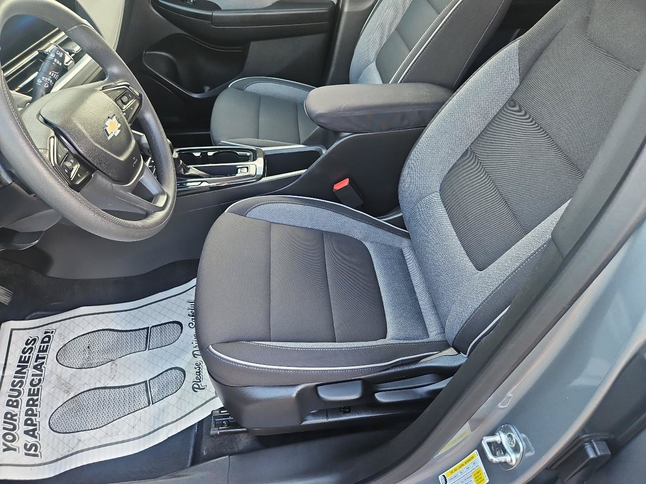 Used 2025 Chevrolet TrailBlazer LT w/ Driver Confidence Package AWD/4WD image 11
