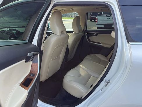 Used 2017 Volvo XC60 T6 Inscription w/ Preferred Option Package AWD/4WD image 27
