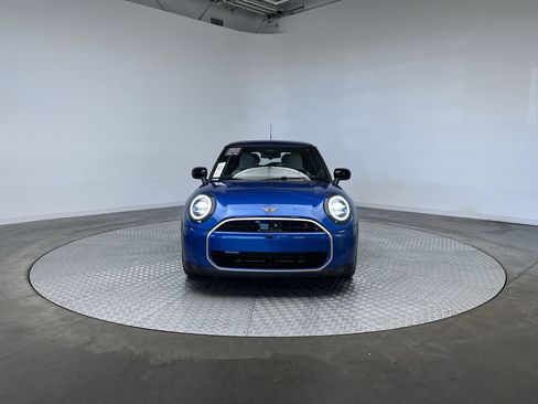 Used 2025 MINI Cooper S FWD image 28