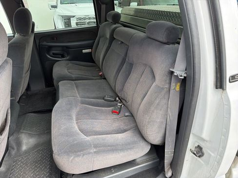 Used 2002 Chevrolet Silverado 2500 LS w/ Electrical Convenience Pkg AWD/4WD image 12