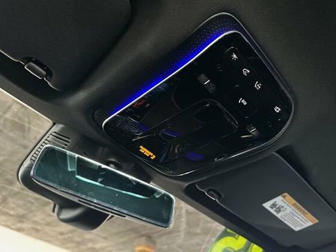 Certified 2025 Mercedes-Benz GLC 300 image 23