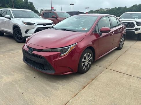 Used 2022 Toyota Corolla LE FWD image 1