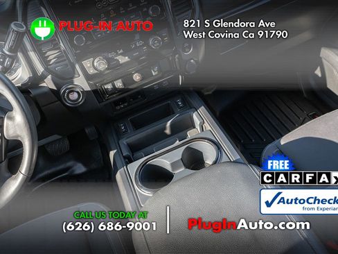 Used 2023 Nissan Titan SV w/ SV Convenience Package image 18