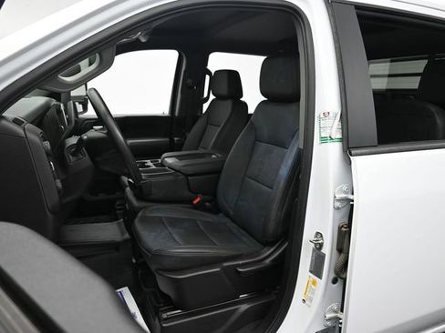 Used 2024 Chevrolet Silverado 3500 W/T image 11