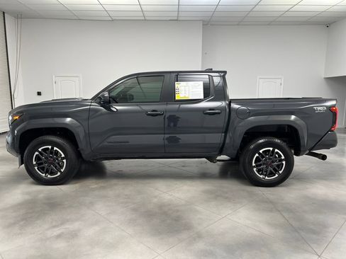 Used 2024 Toyota Tacoma TRD Sport RWD image 7