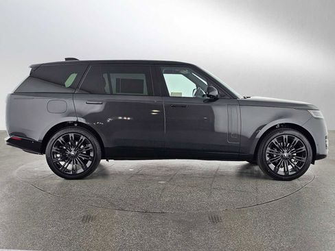 New 2025 Land Rover Range Rover Long Wheelbase SE image 6