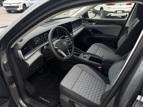 New 2026 Volkswagen Tiguan S image 10