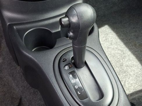 Used 2015 Nissan Versa S Plus image 16