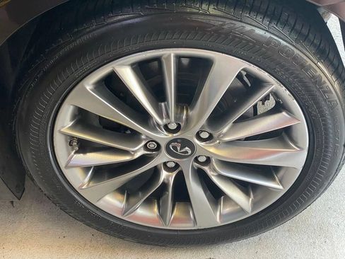 Used 2018 INFINITI Q50 Luxe w/ Essential Package (3.0T Luxe) AWD/4WD image 22