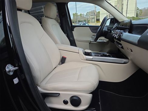 Certified 2022 Mercedes-Benz GLB 250 GLB 250 image 18