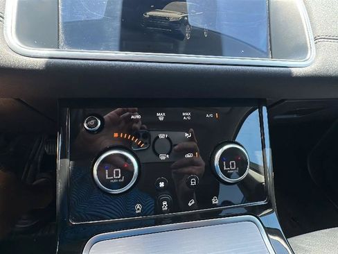 Used 2020 Land Rover Range Rover Evoque S AWD/4WD image 37