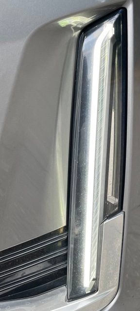 Used 2021 Cadillac Escalade ESV Premium Luxury AWD/4WD image 13