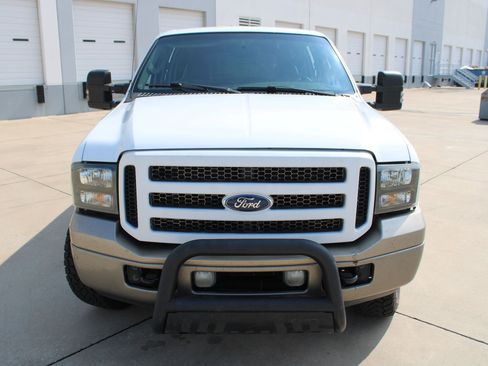 Used 2005 Ford Excursion Eddie Bauer RWD image 23