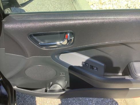 Used 2017 Kia Forte EX w/ EX Premium Plus Package FWD image 18
