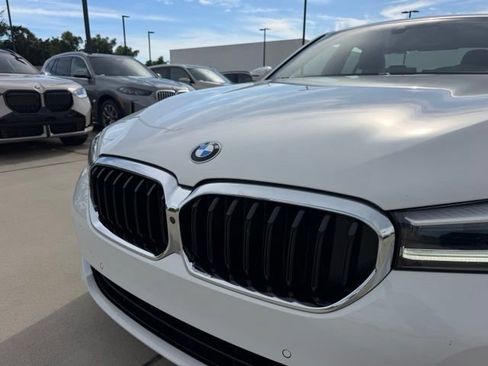 Used 2021 BMW 540i w/ Convenience Package RWD image 2