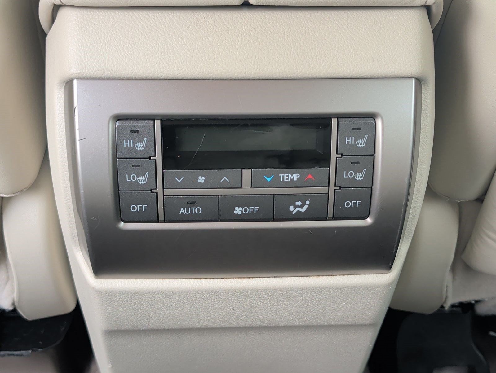 Used 2014 Lexus GX 460 w/ Premium Package AWD/4WD image 26
