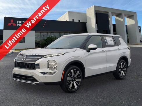 New 2026 Mitsubishi Outlander SE FWD image 1