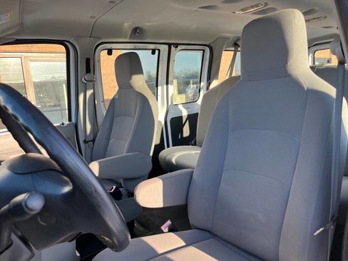Used 2013 Ford E-350 and Econoline 350 XL image 13