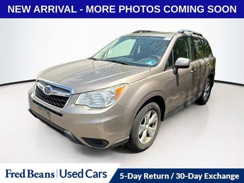 Used 2015 Subaru Forester 2.5i Premium w/ All-Weather Package AWD/4WD image 12