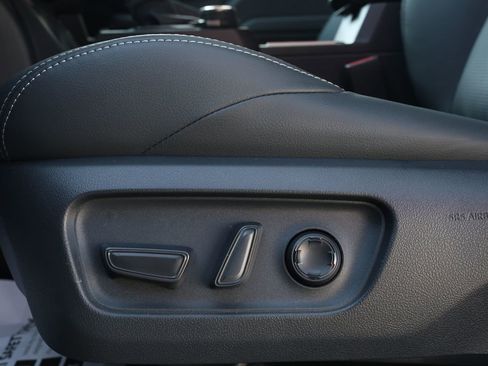 New 2025 Toyota 4Runner Limited image 31