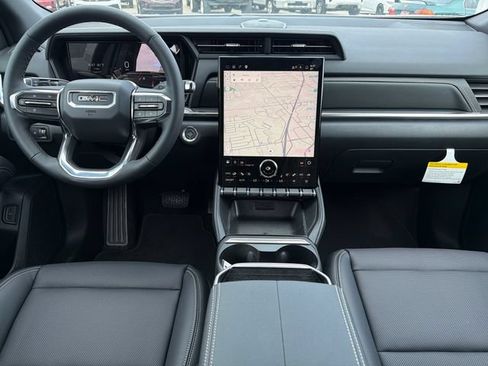 New 2027 GMC Terrain Elevation w/ Elevation Premium Package FWD image 9