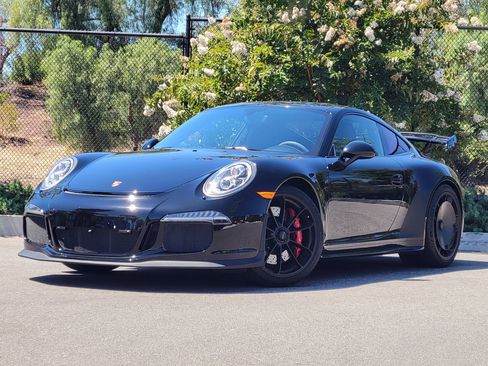 Certified 2015 Porsche 911 GT3 RWD image 1