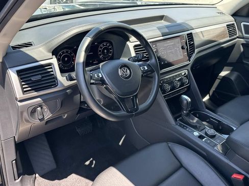 Used 2019 Volkswagen Atlas SEL AWD/4WD image 2