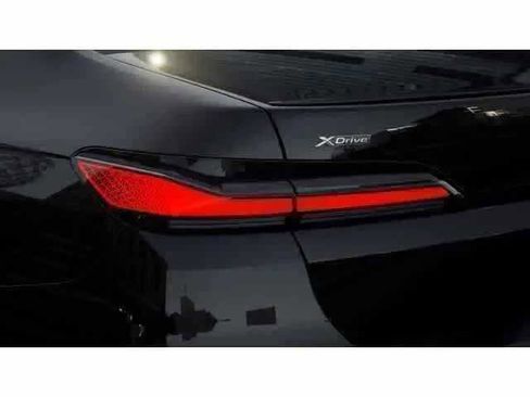 New 2026 BMW 760i xDrive w/ Executive Package AWD/4WD image 8