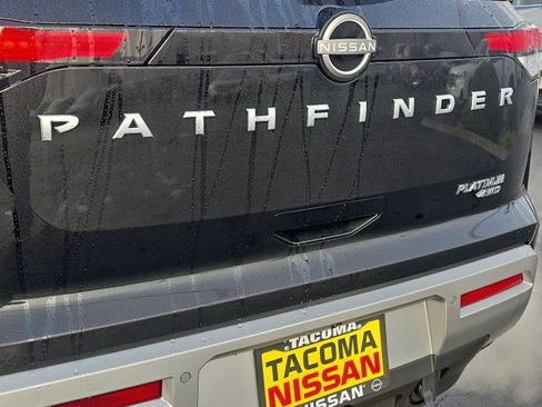New 2025 Nissan Pathfinder Platinum image 27