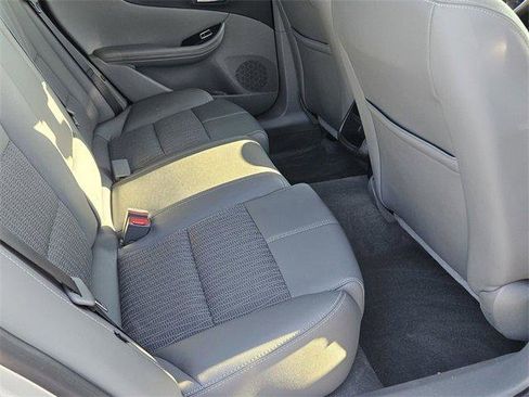 Used 2018 Chevrolet Impala LS image 14