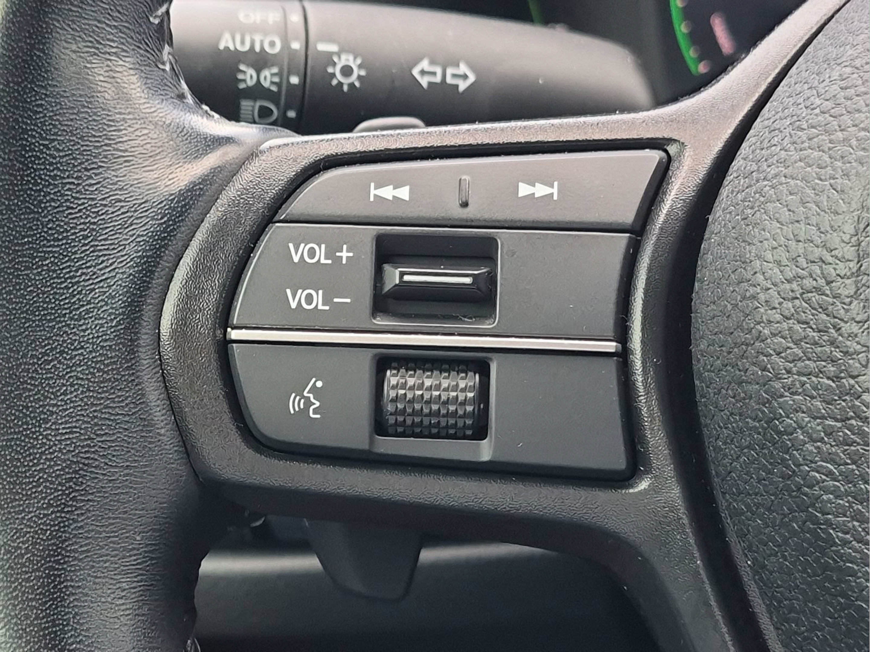 Used 2024 Honda Accord Sport image 12
