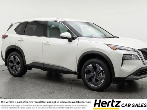 Used 2025 Nissan Rogue SV AWD/4WD image 1