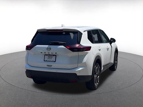 Used 2025 Nissan Rogue SV FWD image 14
