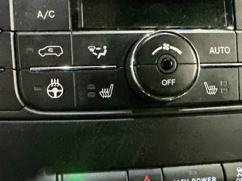 Used 2016 Dodge Grand Caravan R/T w/ Driver Convenience Group FWD image 21