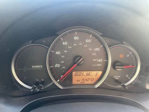 Used 2013 Toyota Yaris L FWD image 16