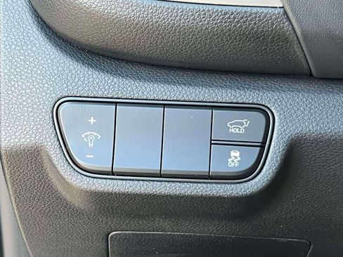 Used 2025 Kia Seltos SX image 21