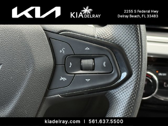 Used 2024 Chevrolet Trax LT FWD image 27