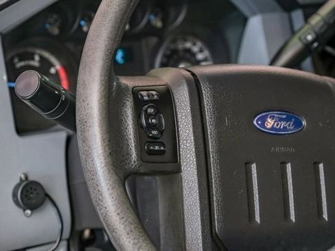 Used 2015 Ford F350 XL w/ Power Equipment Group image 18