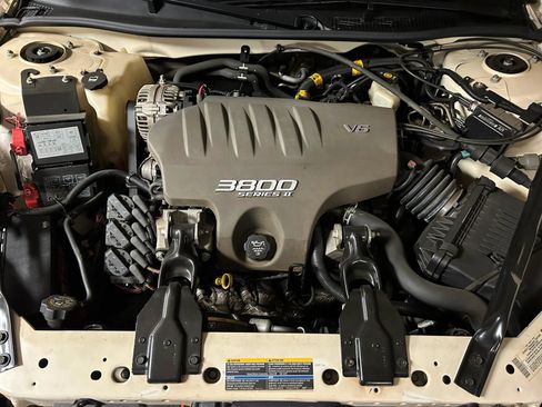 Used 2004 Chevrolet Monte Carlo SS w/ Preferred Equipment Group FWD image 38