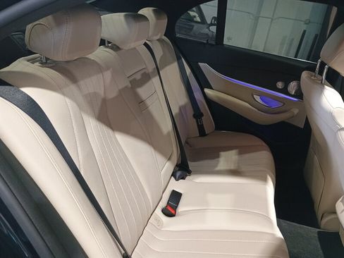 Used 2017 Mercedes-Benz E 300 4MATIC image 34